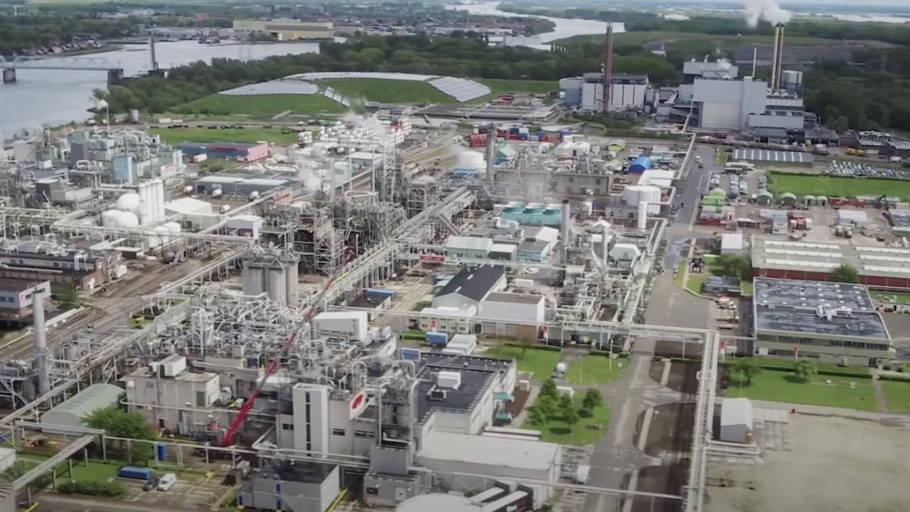 Arial view of a Chemours facility