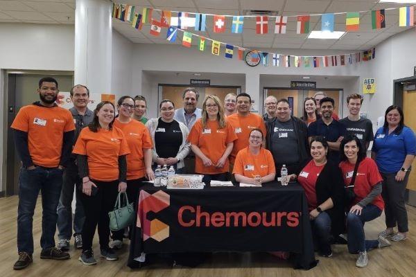 Team photo at the Chemours stand